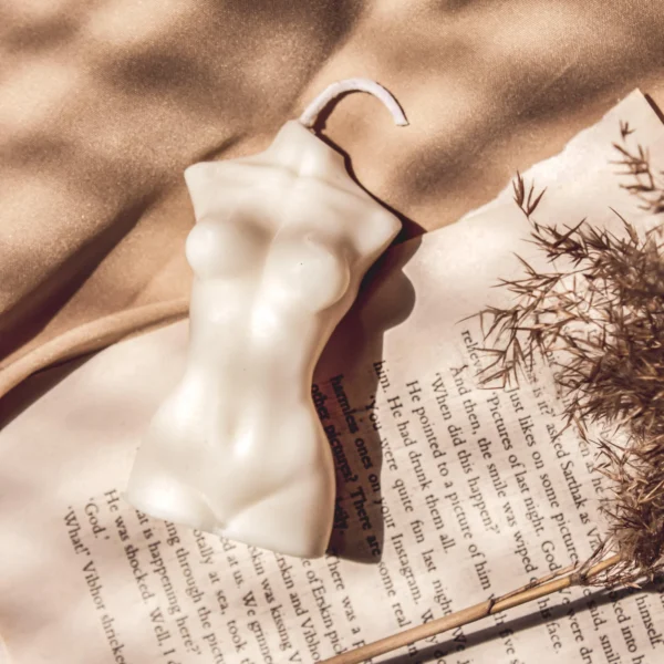 Celestial Curves - Image 3